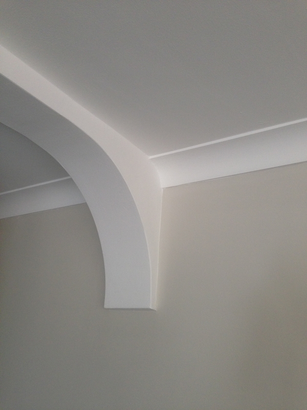 Wall and coving detail - Dulux emulsion