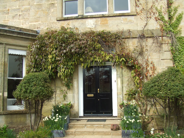 St Leonards House - Glossy black front door